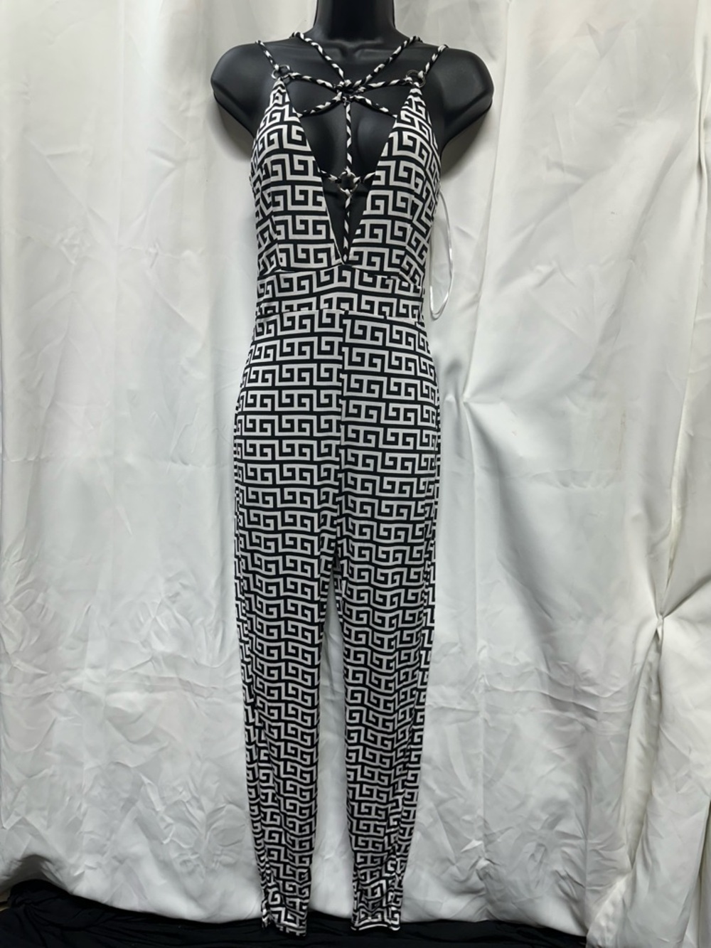 KimCine Black and White Jumpsuit Size Medium